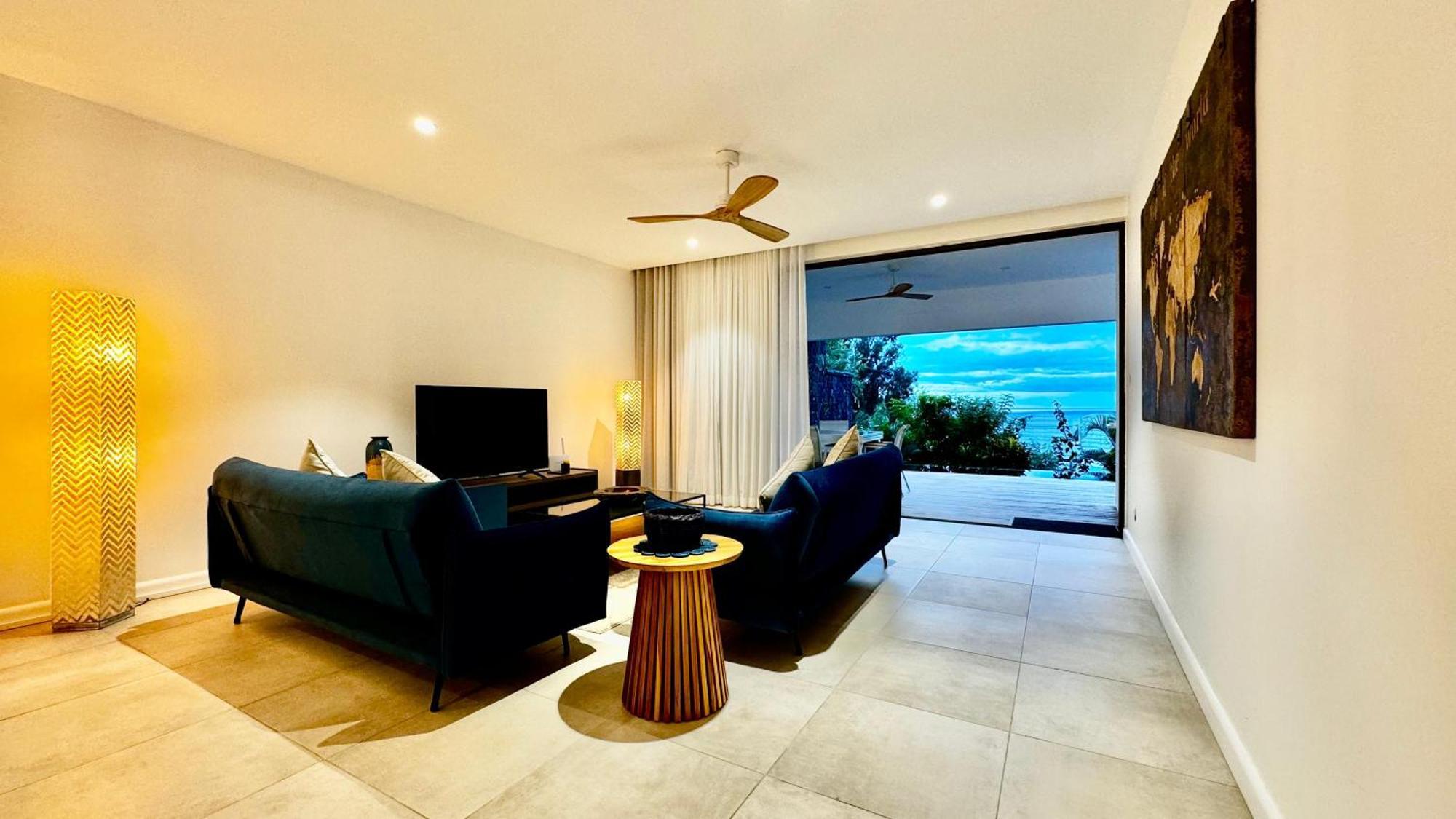 Appartement De Luxe Piscine Et Vue Mer Rivière Noire Eksteriør billede