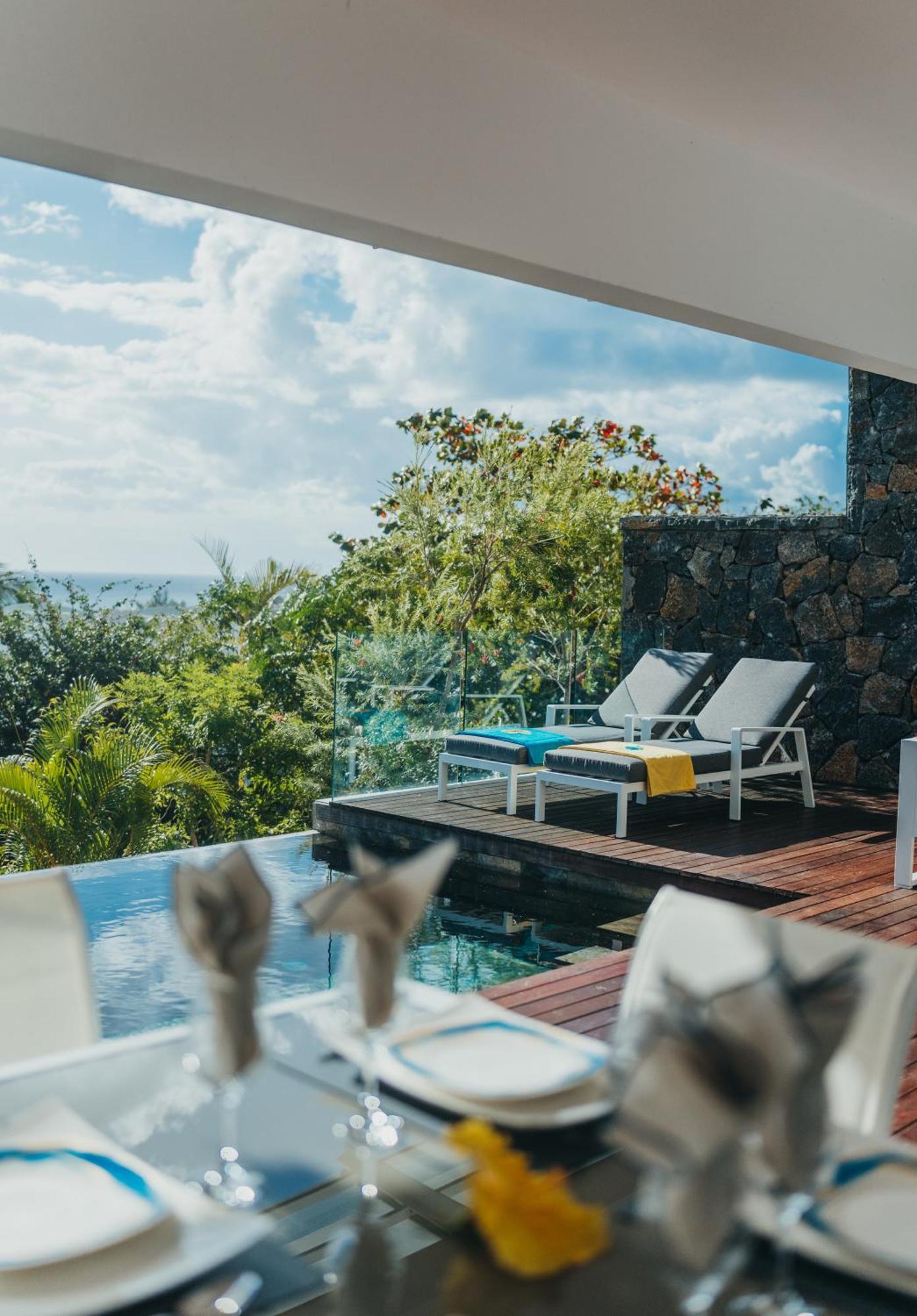 Appartement De Luxe Piscine Et Vue Mer Rivière Noire Eksteriør billede